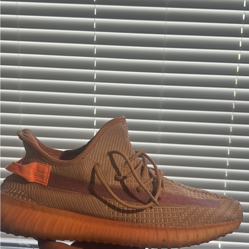 Yeezy 350 Clay